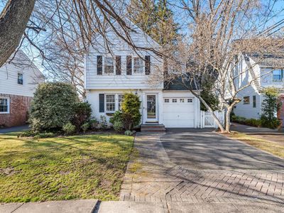 45 Darina Court, Hempstead, NY, 11550