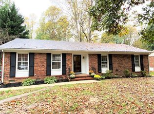 2717 Regents Park Ln, Greensboro, NC 27455