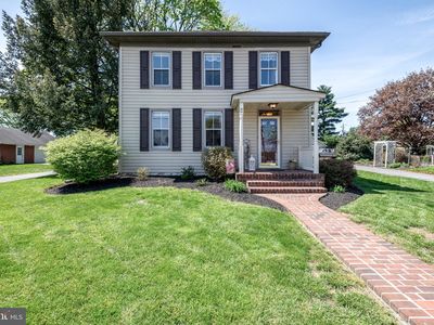 220 S 2nd St, Bainbridge, PA, 17502