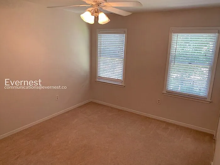 2316 Horsley Dr — Photo 10