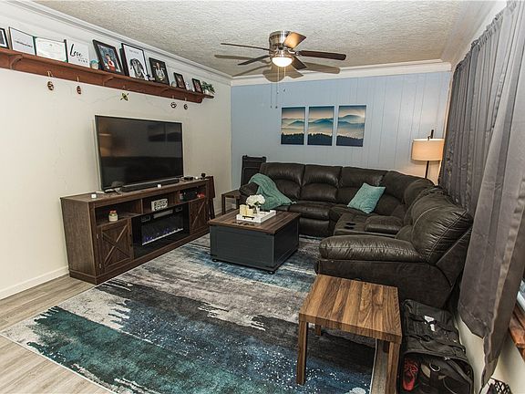 2nd image of 1507 Rudy Ave