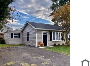 907 Alfred Dr, Pasadena, MD 21122