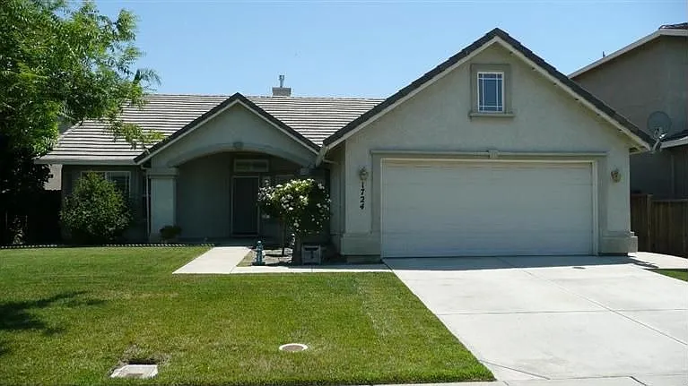 1724 Rothchild Dr photo 1