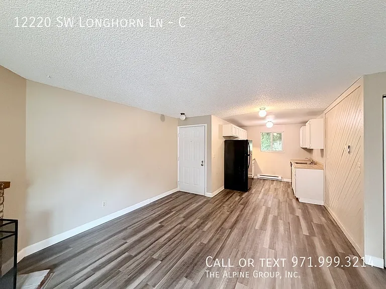 12220 SW Longhorn Ln #C — Photo 4
