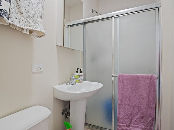 3rd image of 2638 N Mozart St