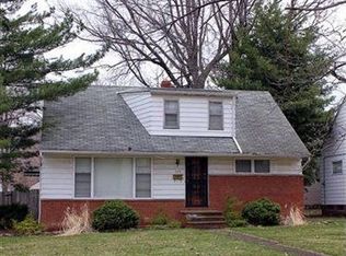 379 Greenvale Dr, South Euclid, OH 44121