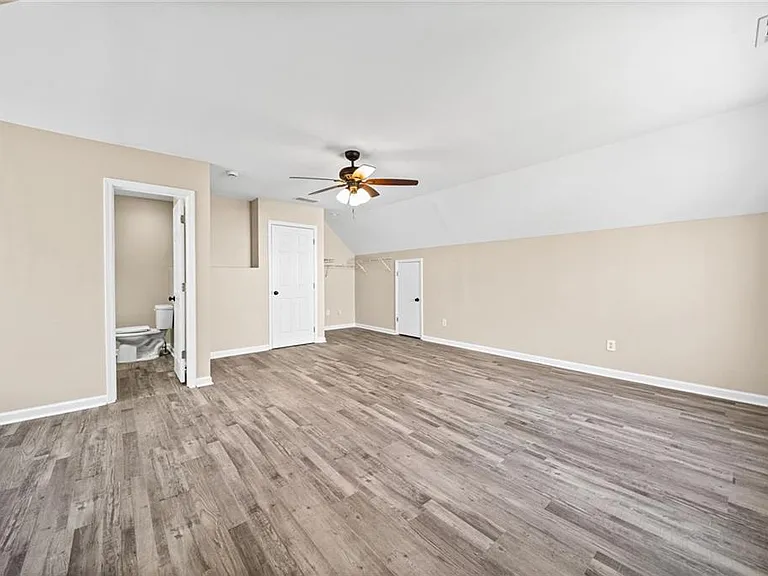 228 Hawkins Farm Cir — Photo 31