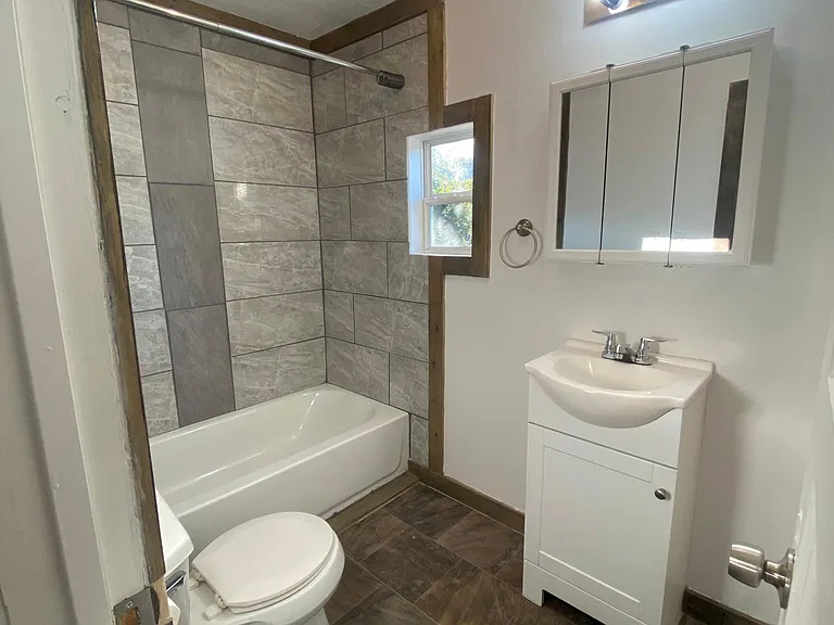 103 Orchard Ave — Photo 10