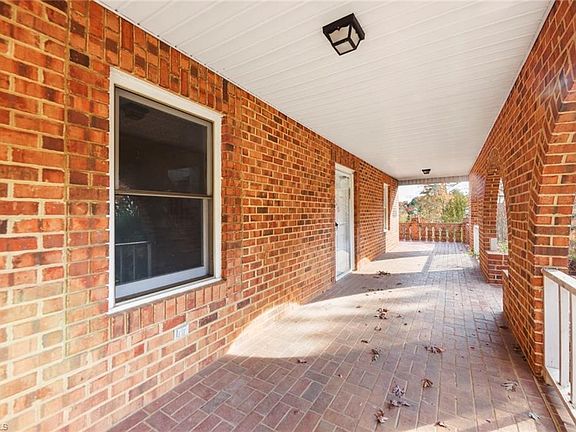 4th image of 229 Browder Rd