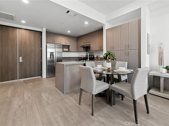 3rd image of 168 S Monterey St #305
