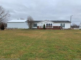 8407 Smiths Creek Rd, Goodells, MI 48027