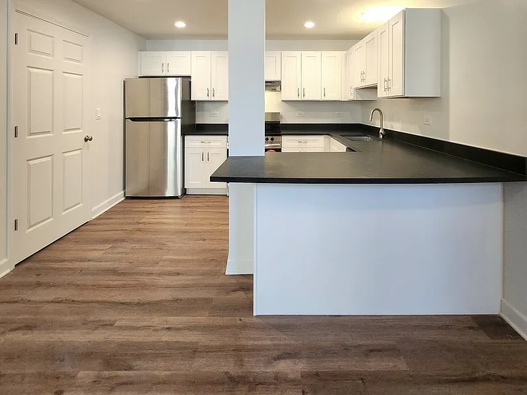 2763 N Sawyer Ave #2763 — Photo 4