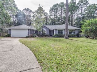 1124 Sandalwood Cir, Niceville, FL 32578
