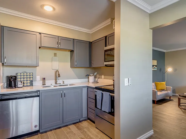 2bd Kitchen with stainless appliances