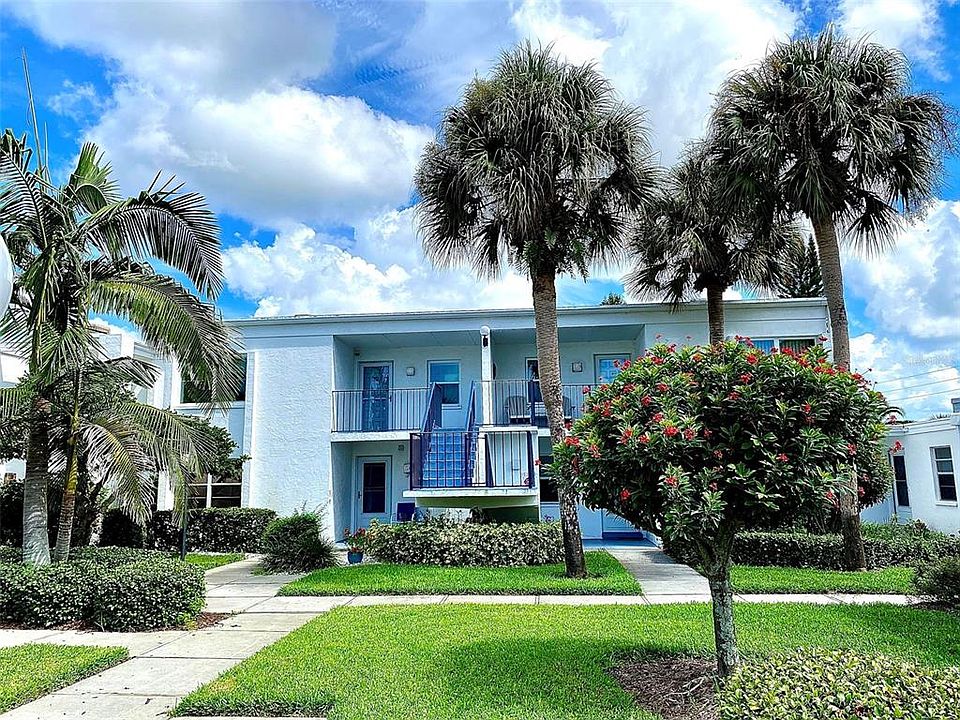 1st image of 729 Capri Isles Blvd