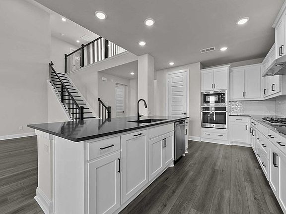 The Silverman - Kitchen