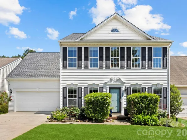 11719 Royal Castle Ct, Charlotte, NC 28277
