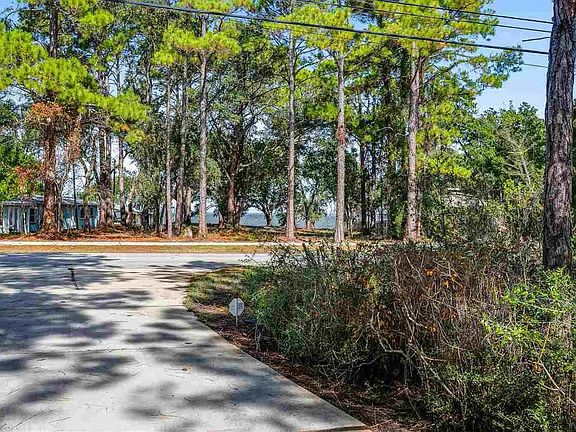 4th image of 5927 E Bay Blvd