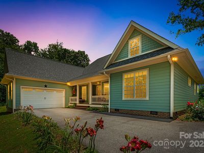 419 Oak Ln, Mars Hill, NC, 28754