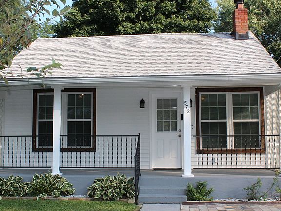 2nd image of 572 Willow St