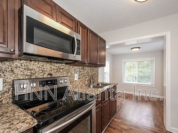 4th image of 1235 Beechview Dr SE