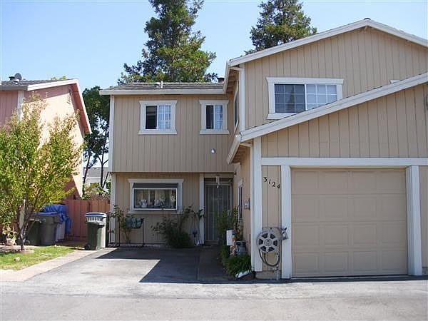 1st image of 3124 Villa East Hills Ct