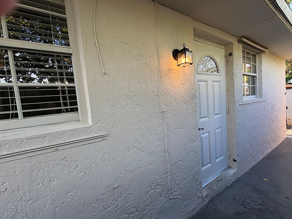 Entrance to the apartment