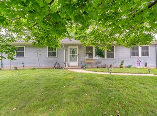 789 Eagle Creek Rd, Valparaiso, IN 46385