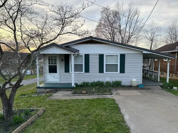 219 E Maple Ave, Fayetteville, WV 25840