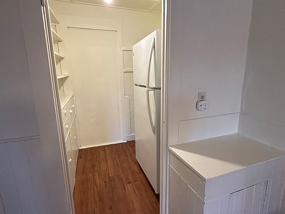 5th image of 64 Union St APT B