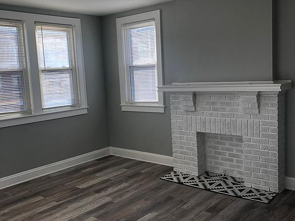 3rd image of 112 E 9th Ave #D