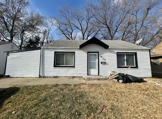 8036 Olive St, Kansas City, MO 64132