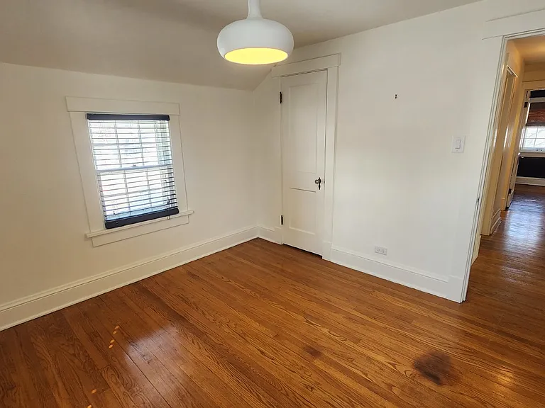 212 Roosevelt Ave — Photo 35