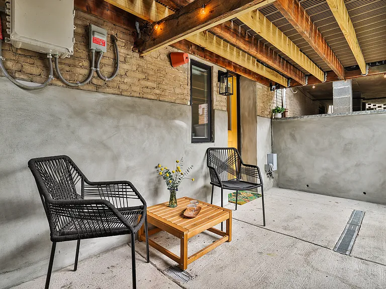 205 Webster St NW #B — Photo 4