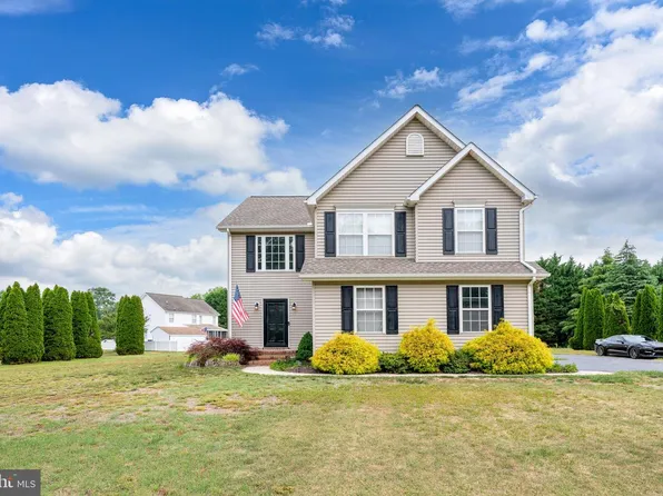 209 Foxglove Dr, Harrington, DE 19952