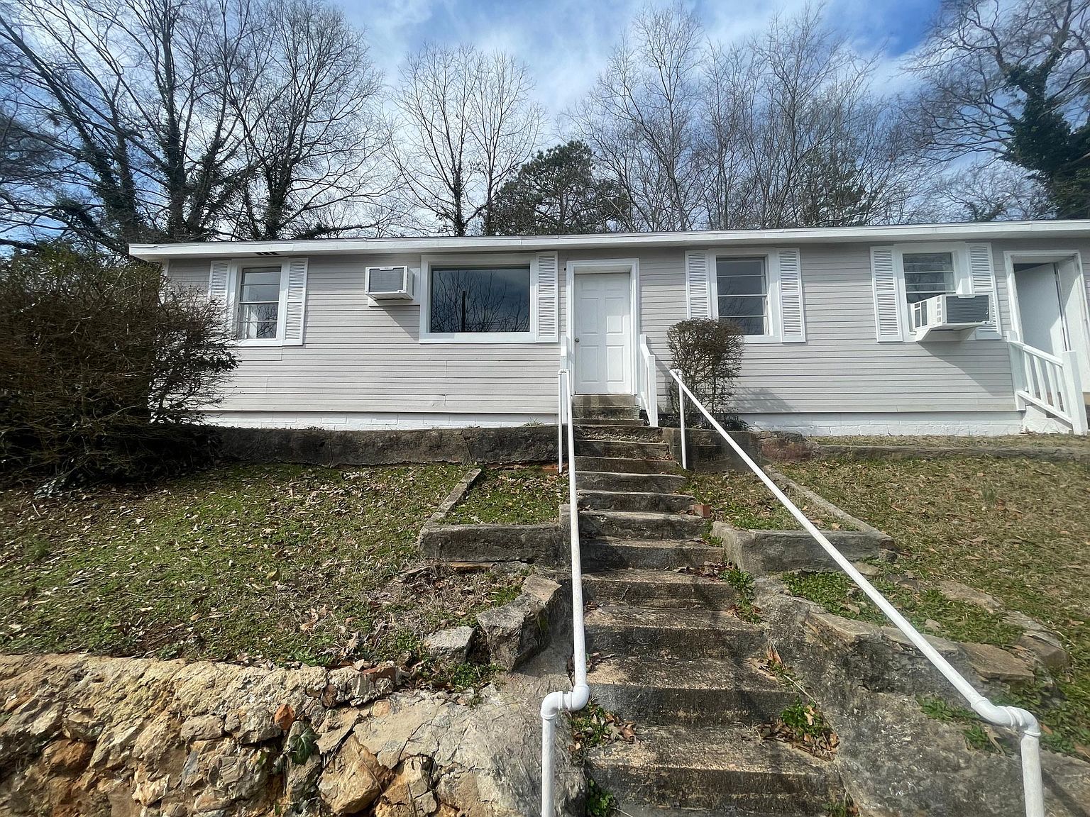 706 Hamm St, Oxford, AL 36203 Zillow