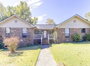 2101 S Fox Trl, Benton, AR 72019