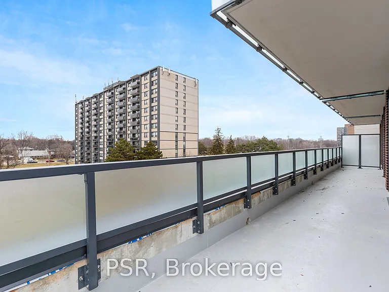 4365 Bloor St W #509 — Photo 16