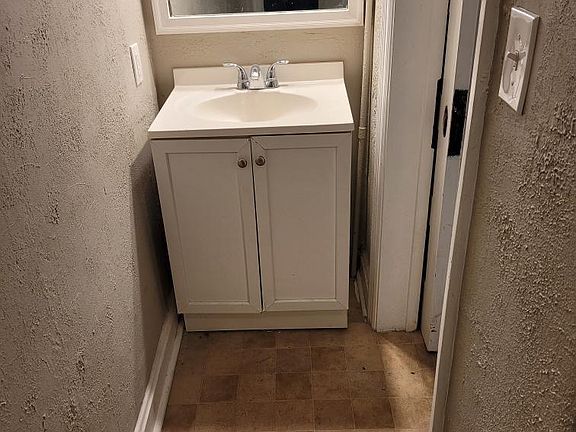 4th image of 501 N Elson St APT 2