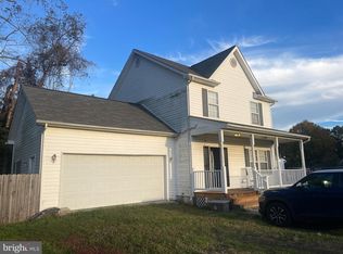 1287 Glebe Harbor Dr, Montross, VA 22520