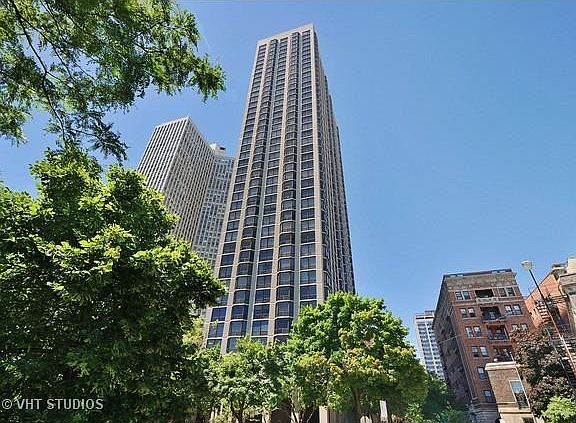 2nd image of 2650 N Lakeview Ave APT 508