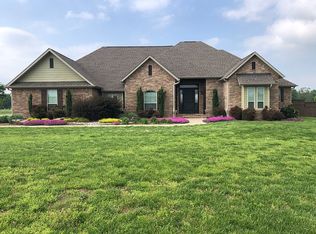 14136 Cayenne Cir, Gentry, AR 72761