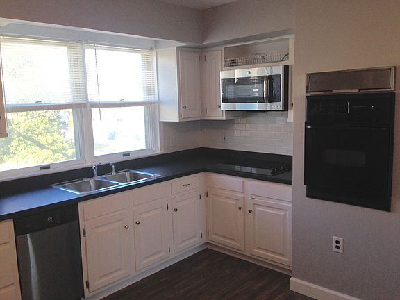4th image of 206 Orchard Ln #B