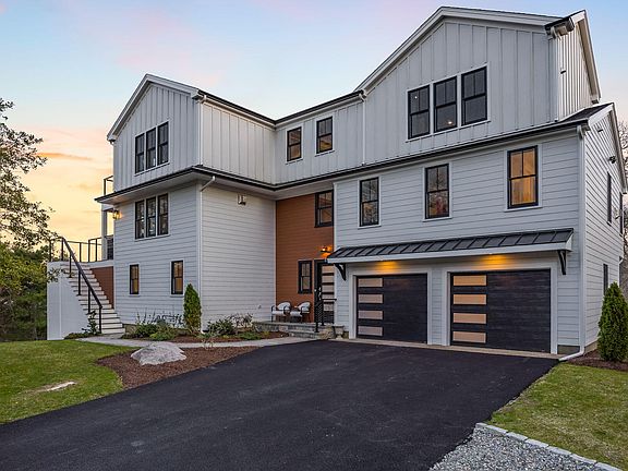 2nd image of 87 Oyster Pond Road