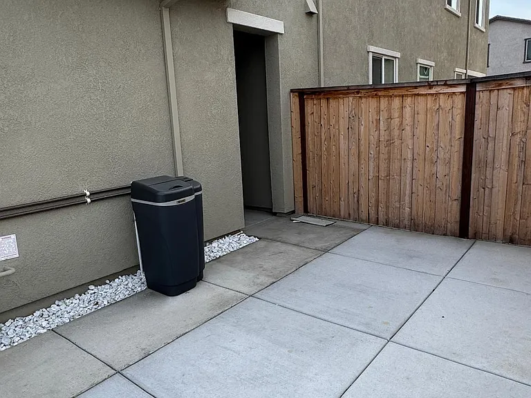 12720 Rosefinch Way — Photo 2