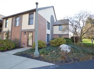 1 Amberley Way, Lititz, PA 17543