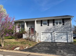 67 Muir St, Eureka, MO 63025