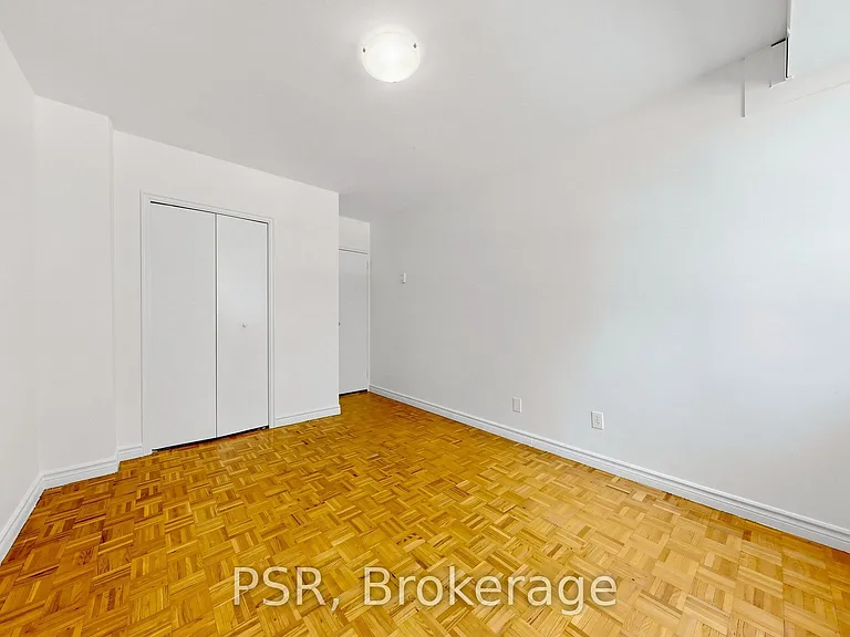 240 Markland Dr #210 — Photo 15