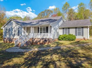 3901 Sawmill Rd, Gray Court, SC 29645