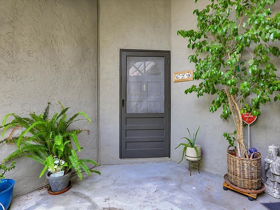 2nd image of 629 La Maison Dr